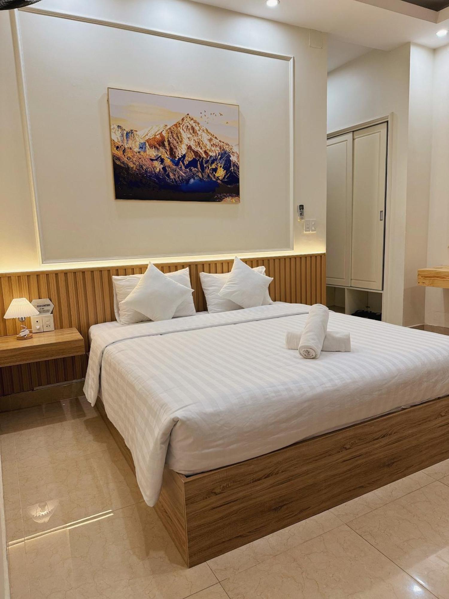 Elisa Hotel Плей Ку Екстериор снимка
